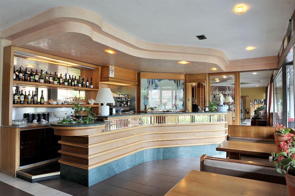 Hotel Cristallo Barga Fornaci di Barga Εξωτερικό φωτογραφία
