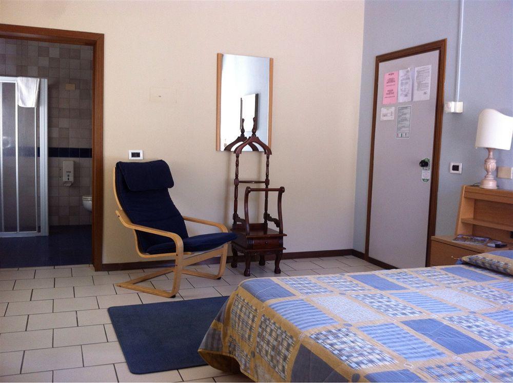 Hotel Cristallo Barga Fornaci di Barga Εξωτερικό φωτογραφία