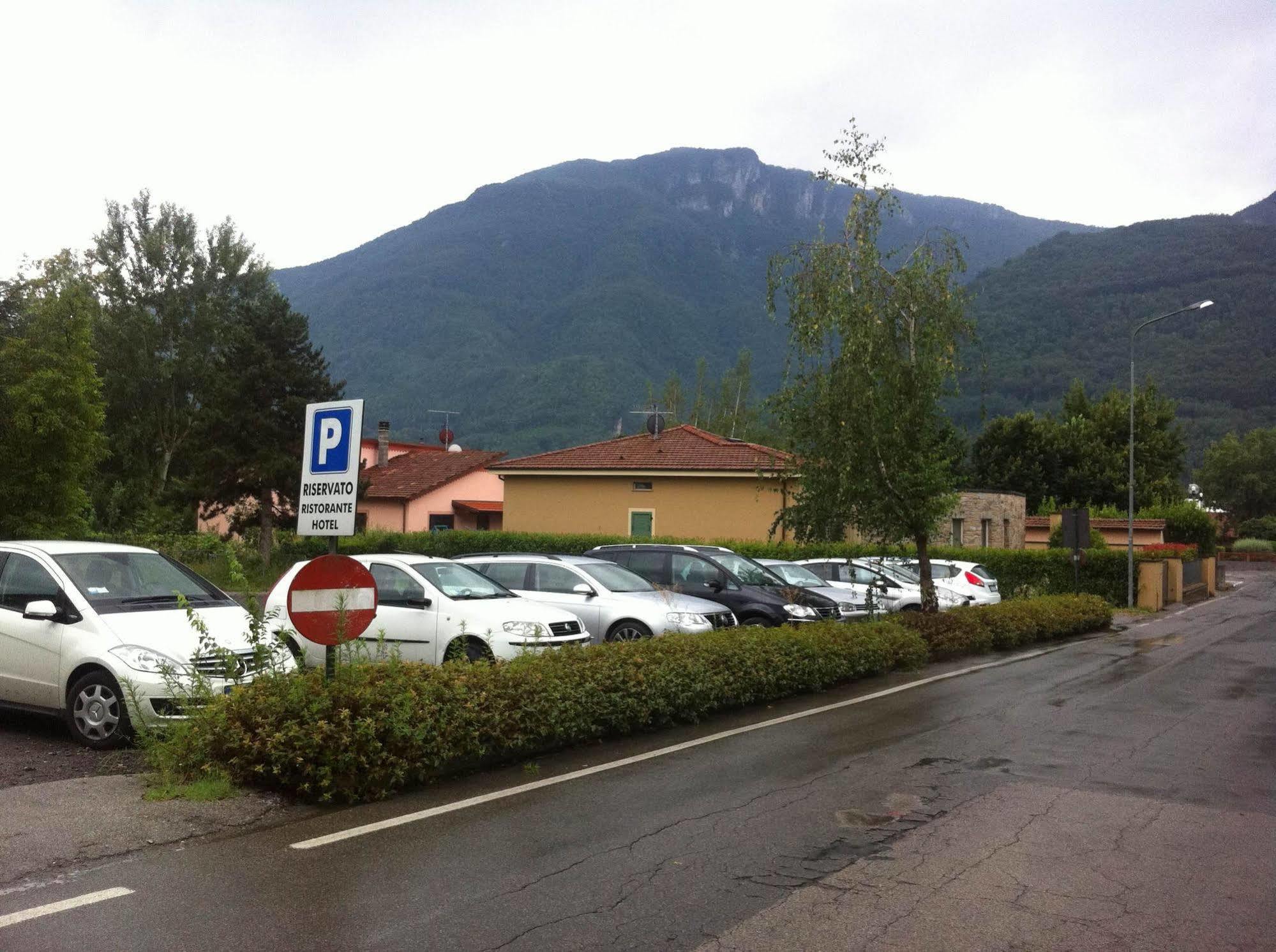 Hotel Cristallo Barga Fornaci di Barga Εξωτερικό φωτογραφία