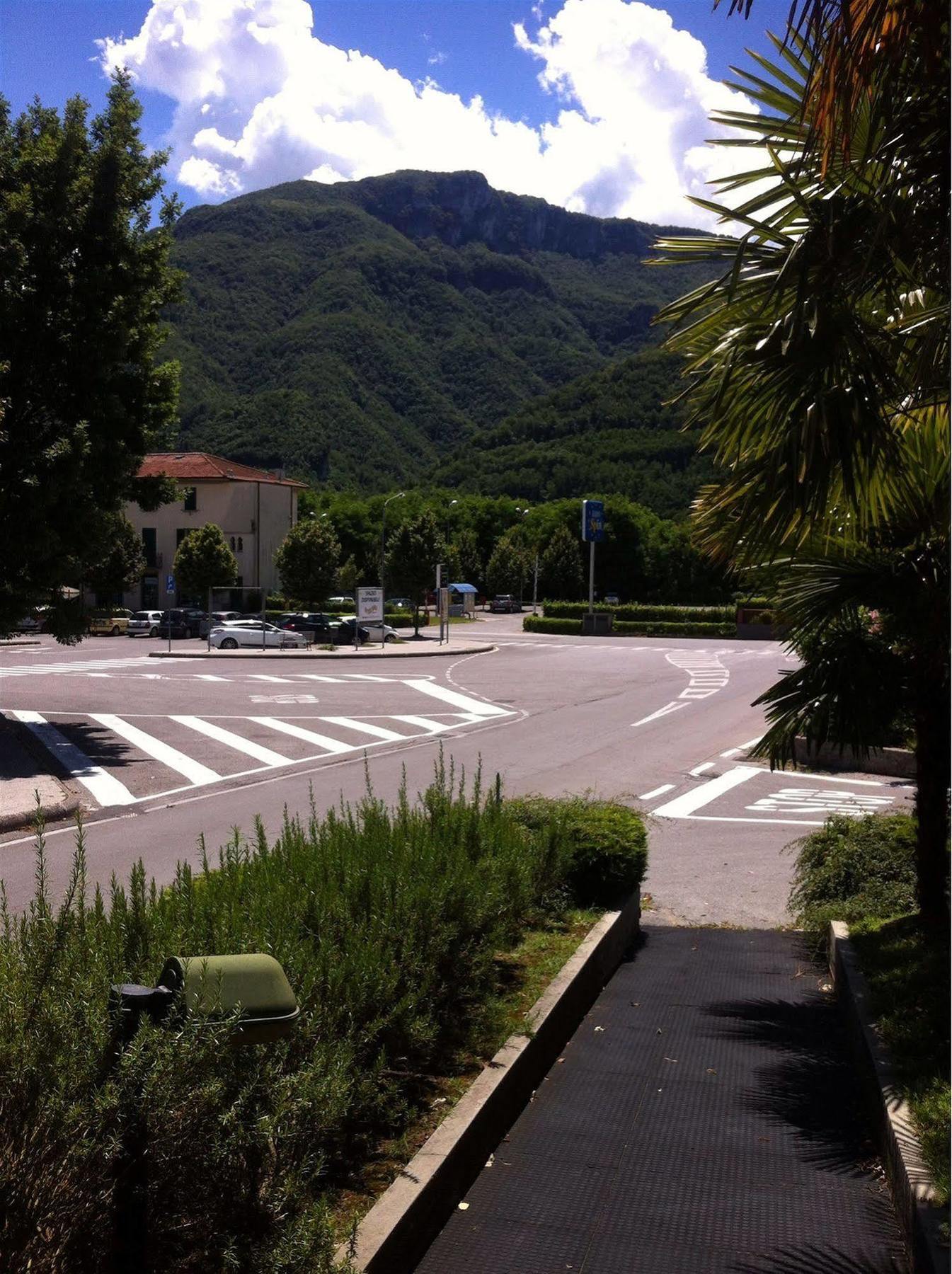 Hotel Cristallo Barga Fornaci di Barga Εξωτερικό φωτογραφία